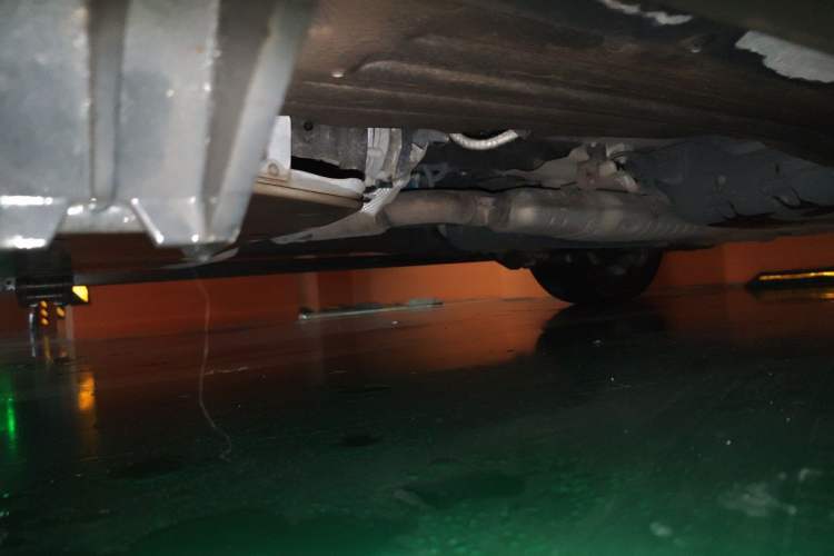 Used Land Rover Discovery 2024 360 PS Dynamic SE Chassis Front Left
