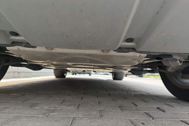 Used Land Rover Discovery 2024 360 PS S Chassis Front