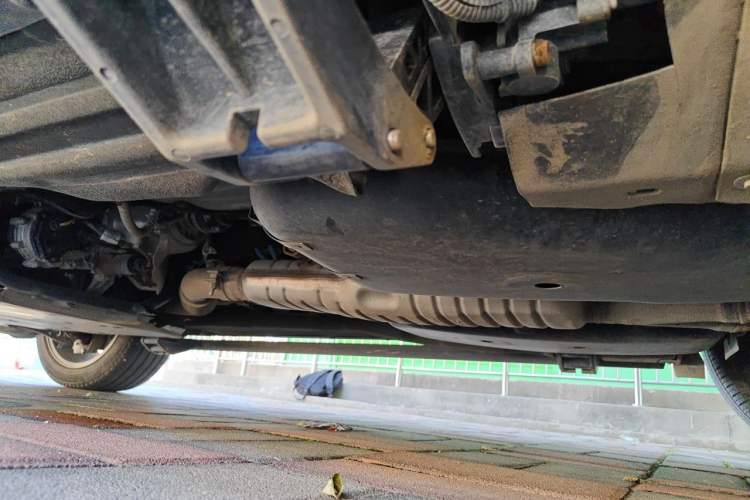 Used Land Rover Discovery  Chassis Rear Left