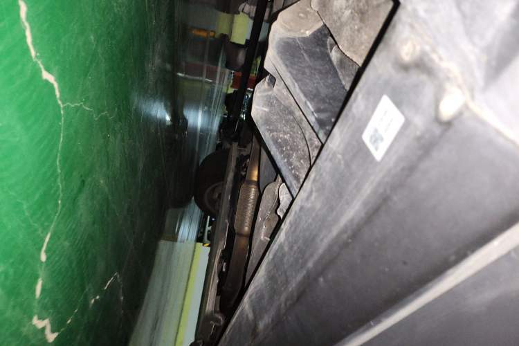 Used Land Rover Discovery 2024 360 PS S Chassis Rear Right