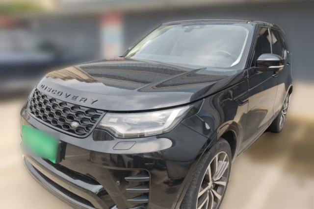 Ojetý Land Rover Discovery 2024 360 PS Dynamic SE