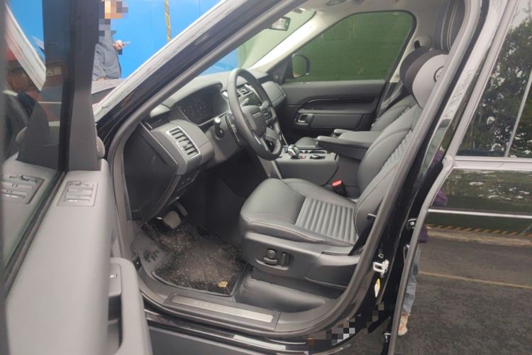 Used Land Rover Discovery 2024 300PS S Driver Seat