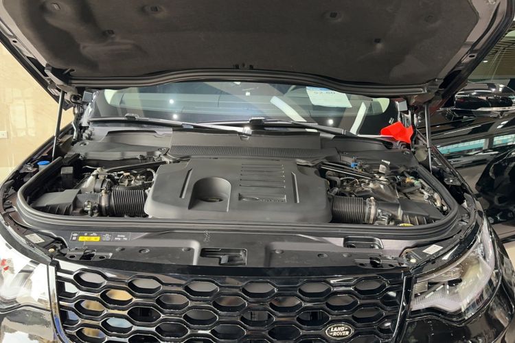 Used Land Rover Discovery 2024 360 PS S Engine Bay
