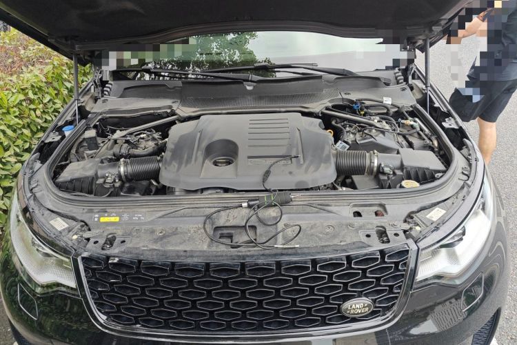 Used Land Rover Discovery 2024 360 PS S Engine Bay