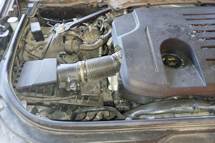 Used Land Rover Discovery 2024 360 PS S Engine Bay Right