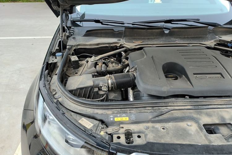 Used Land Rover Discovery 2024 360 PS S Engine Bay Right