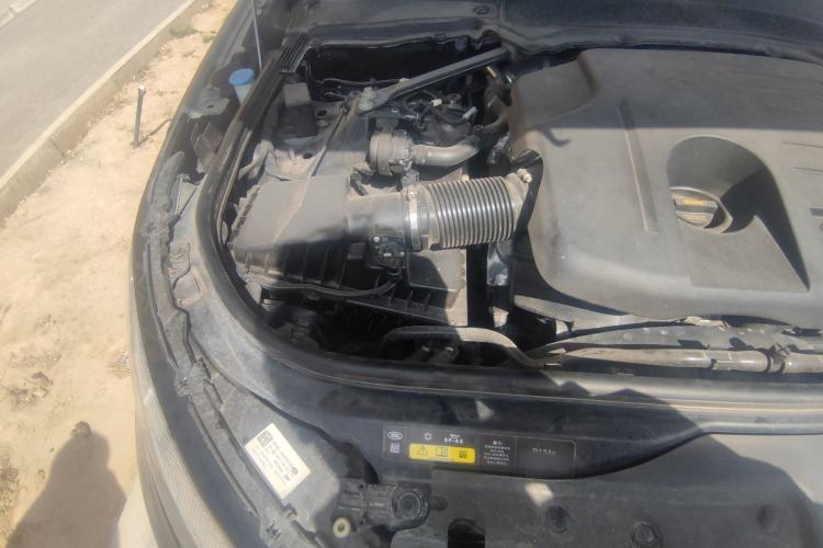 Used Land Rover Discovery 2024 360 PS Dynamic SE Engine Bay Right