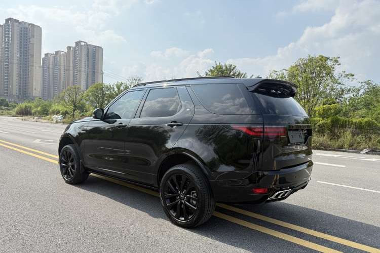 Used Land Rover Discovery 2024 360 PS S Exterior 2