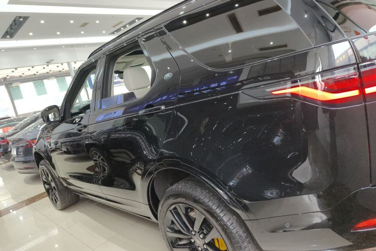 Used Land Rover Discovery 2024 360 PS S Exterior 3