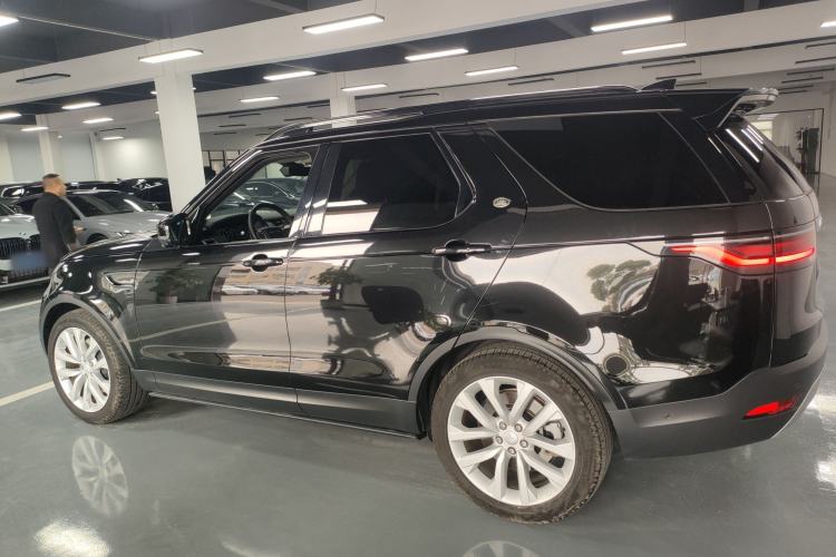 Used Land Rover Discovery 2024 360 PS S Exterior 3