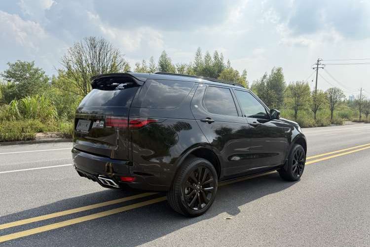 Used Land Rover Discovery 2024 360 PS S Exterior 4