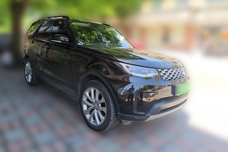 Used Land Rover Discovery  Front Right 45 Deg
