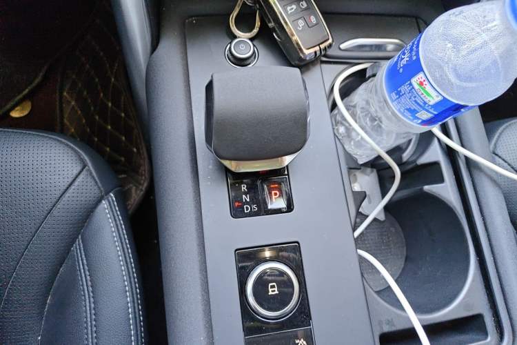 Used Land Rover Discovery  Gear Lever