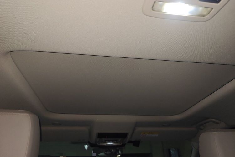 Used Land Rover Discovery 2024 360 PS S Headliner