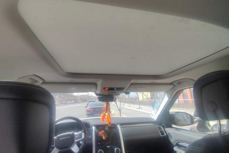 Used Land Rover Discovery 2024 360 PS Dynamic SE Headliner