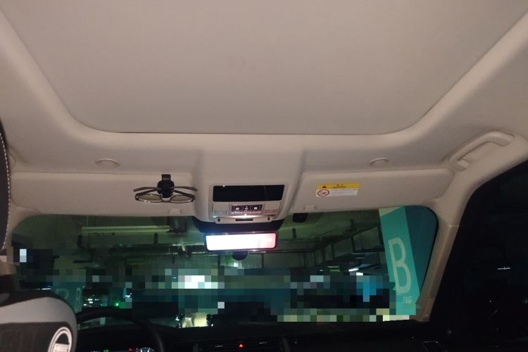 Used Land Rover Discovery 2024 300PS S Headliner