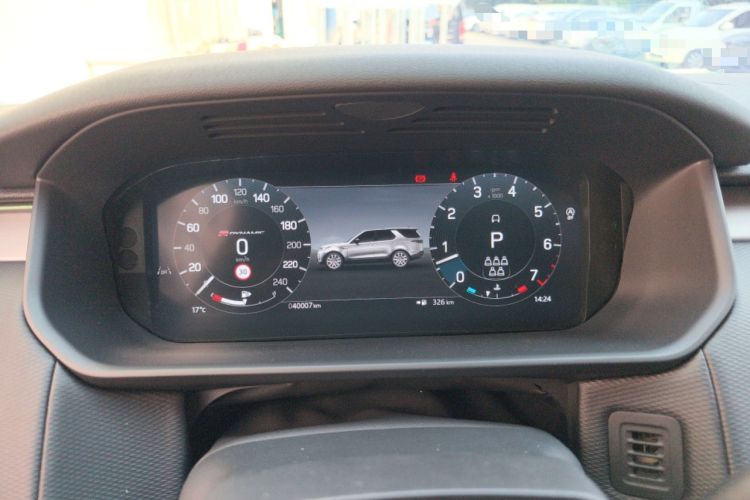 Used Land Rover Discovery 2024 360 PS Dynamic SE Instrument Cluster
