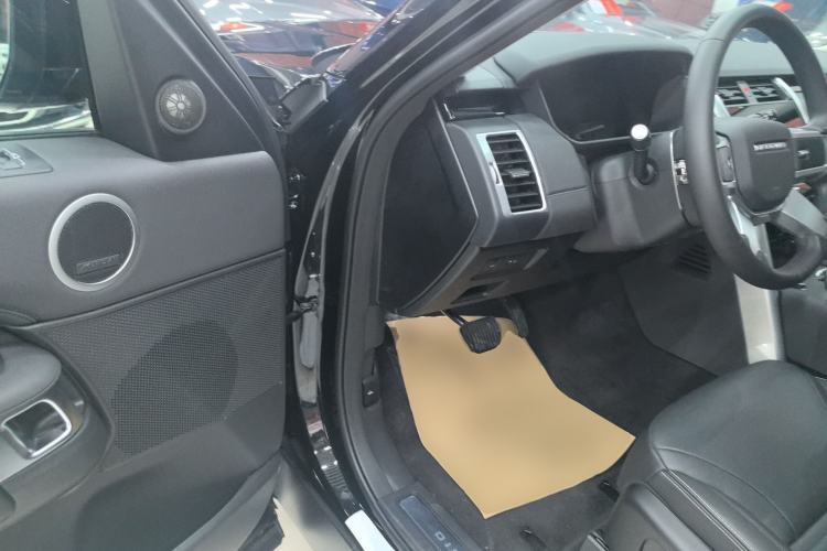 Used Land Rover Discovery 2024 360 PS S Interior 3