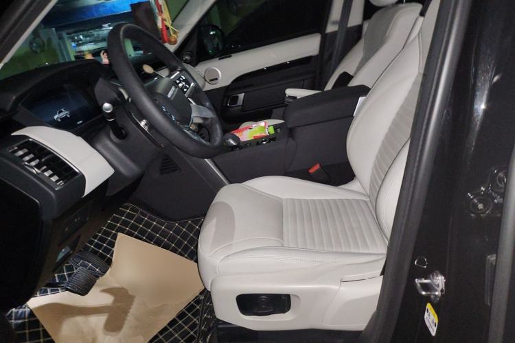 Used Land Rover Discovery 2024 360 PS S Left Front Seat