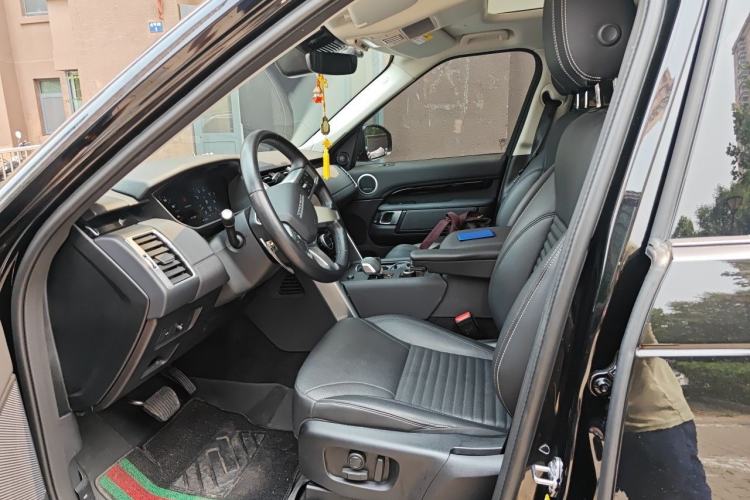 Used Land Rover Discovery 2024 360 PS S Left Front Seat