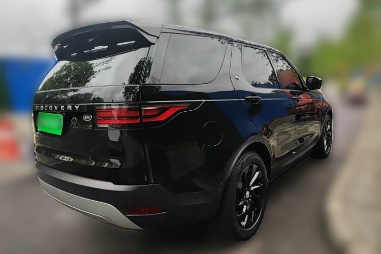 Used Land Rover Discovery 2024 300PS S Rear Right 45 Deg