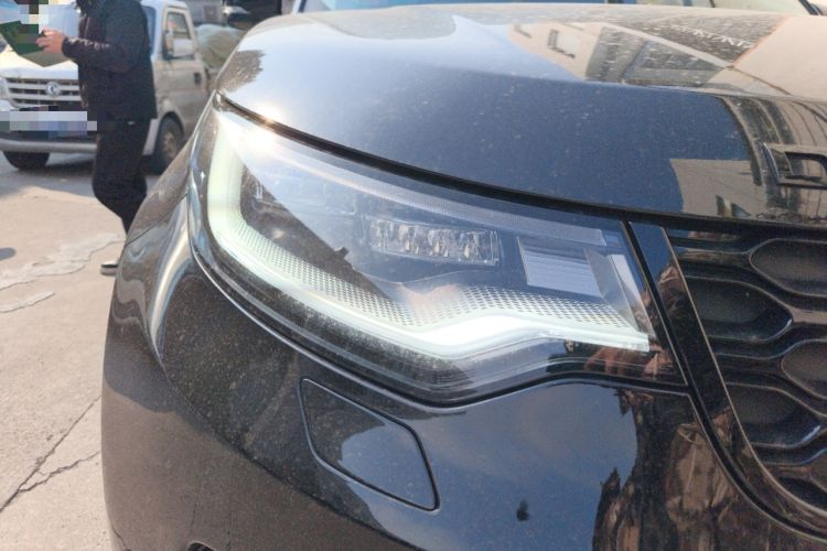 Used Land Rover Discovery 2024 360 PS Dynamic SE Right Front Headlight