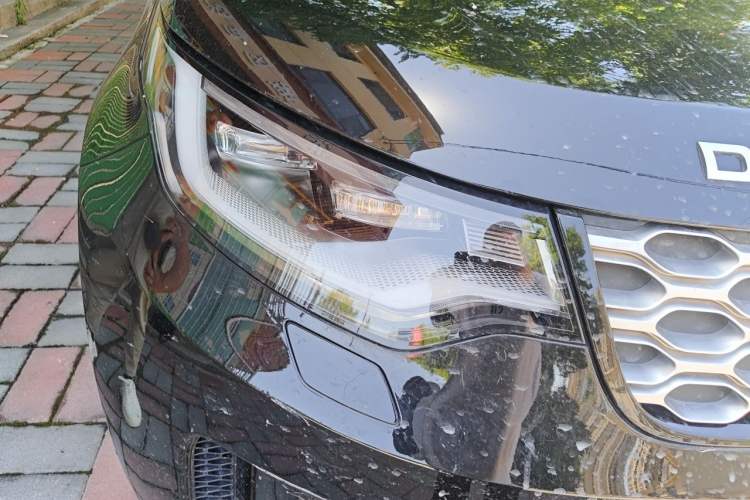 Used Land Rover Discovery  Right Front Headlight