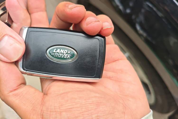Used Land Rover Discovery 2024 360 PS S Vehicle Key