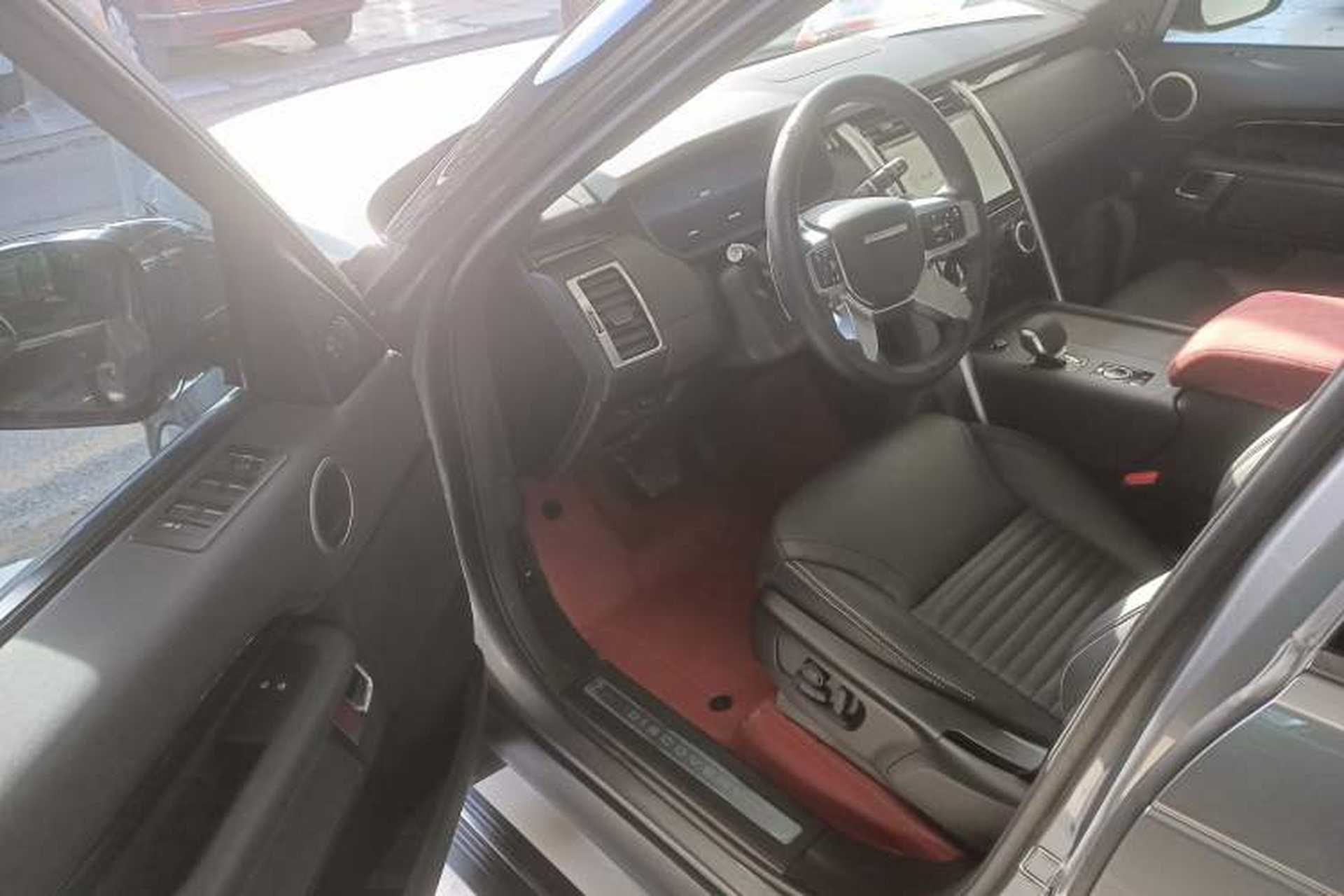 Used Land Rover Discovery 2024 360 PS S Driver Seat