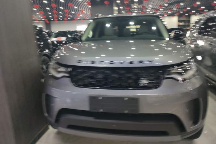 Used Land Rover Discovery 2024 360 PS S Front