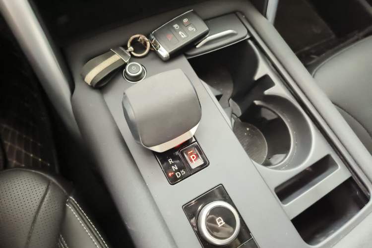 Used Land Rover Discovery 2024 360 PS S Gear Lever