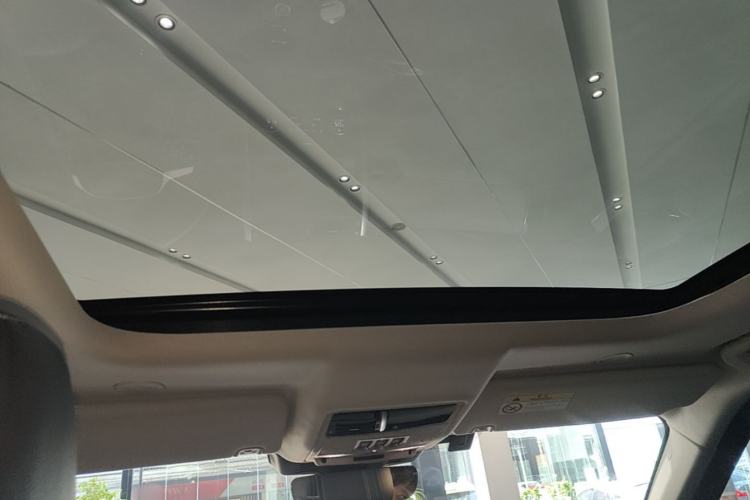 Used Land Rover Discovery 2024 360 PS S Headliner