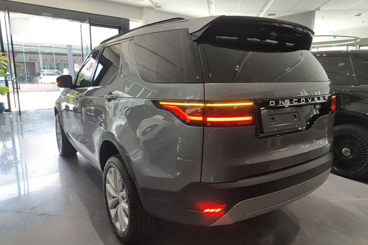 Used Land Rover Discovery 2024 360 PS S Rear Left 45 Deg