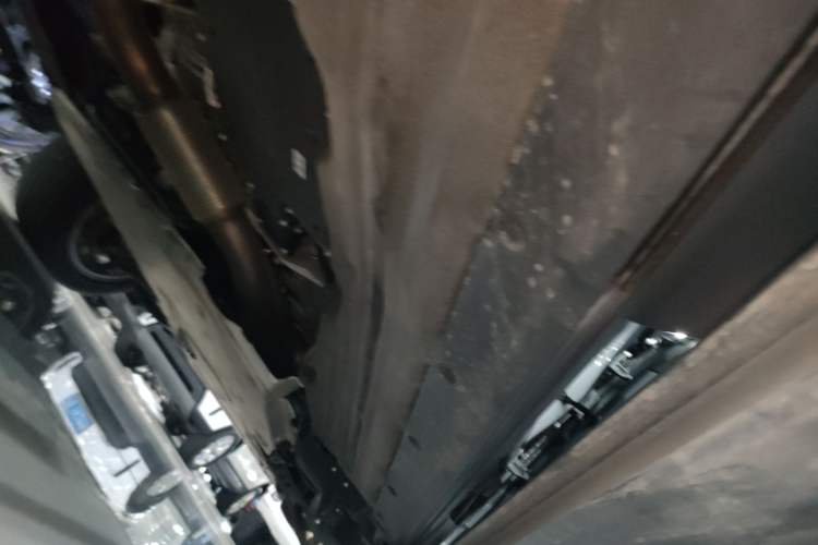Used Land Rover Discovery 2024 360 PS S Right Side Sill