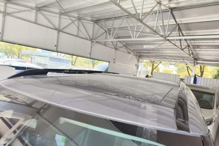 Used Land Rover Discovery 2024 360 PS S Roof