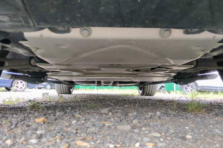 Used Land Rover Discovery 2024 360 PS S Chassis Front