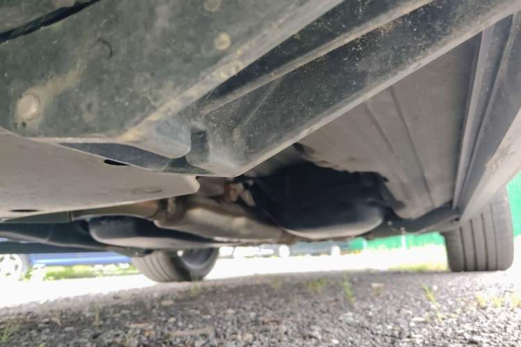 Used Land Rover Discovery 2024 360 PS S Chassis Front Left
