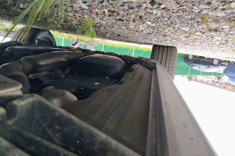 Used Land Rover Discovery 2024 360 PS S Chassis Front Right