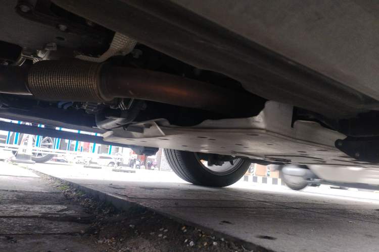 Used Land Rover Discovery 2024 360 PS S Chassis Front Right
