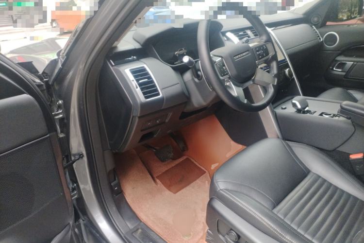 Used Land Rover Discovery 2024 360 PS S Driver Seat