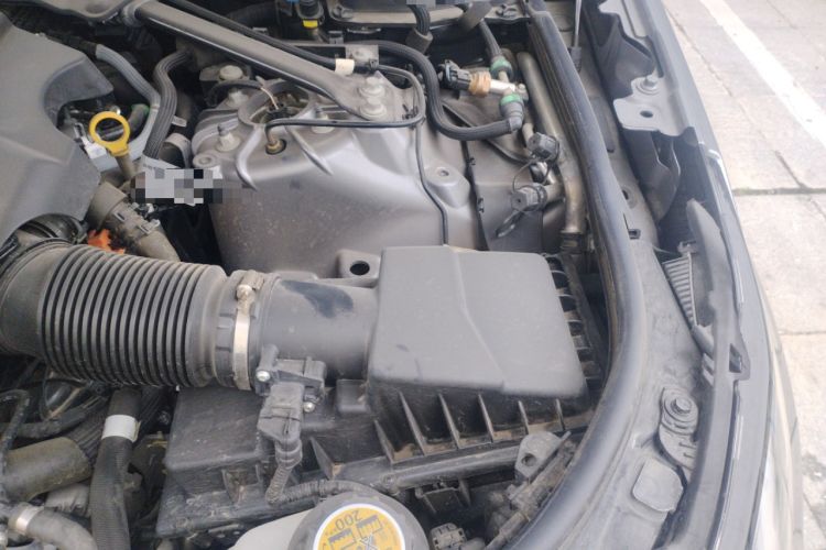 Used Land Rover Discovery 2024 360 PS S Engine Bay Left