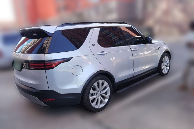 Used Land Rover Discovery 2024 360 PS S Exterior 5