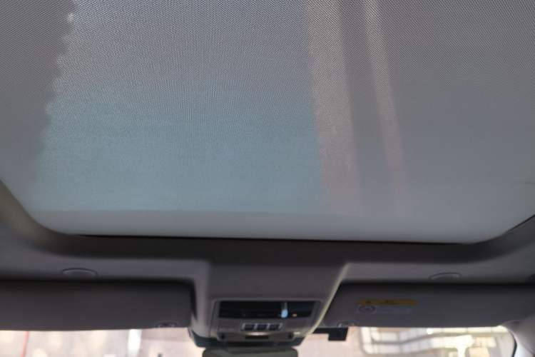 Used Land Rover Discovery 2024 360 PS S Headliner