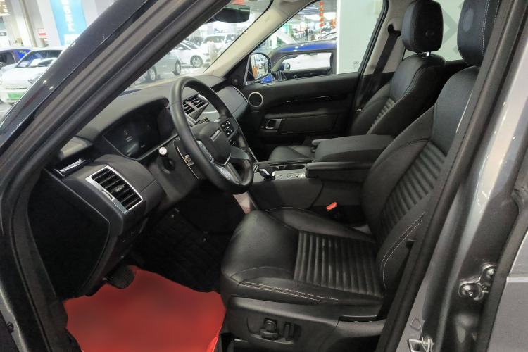 Used Land Rover Discovery 2024 360 PS S Left Front Seat
