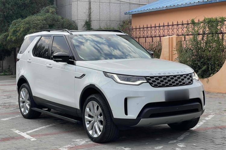 Used Land Rover Discovery 2024 360 PS S Exterior 2