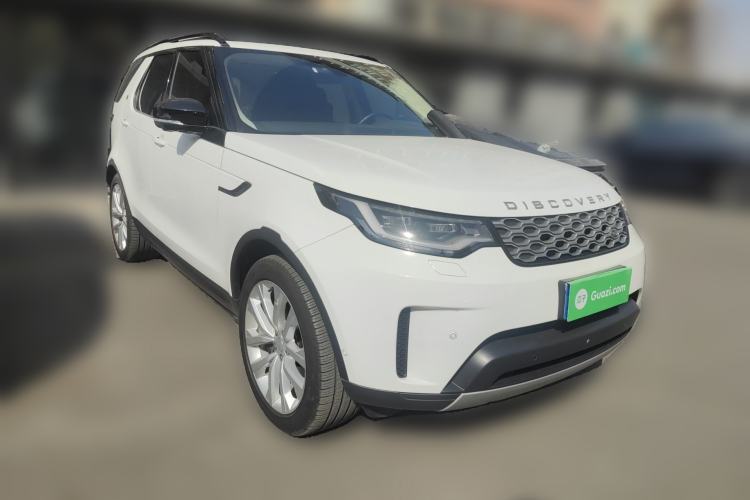 Used Land Rover Discovery 2024 360 PS S Front Right 45 Deg