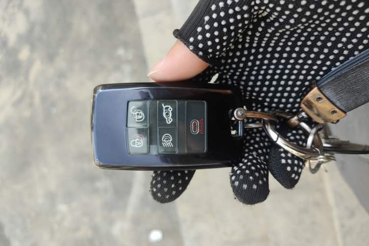 Used Land Rover Discovery 2024 360 PS S Vehicle Key