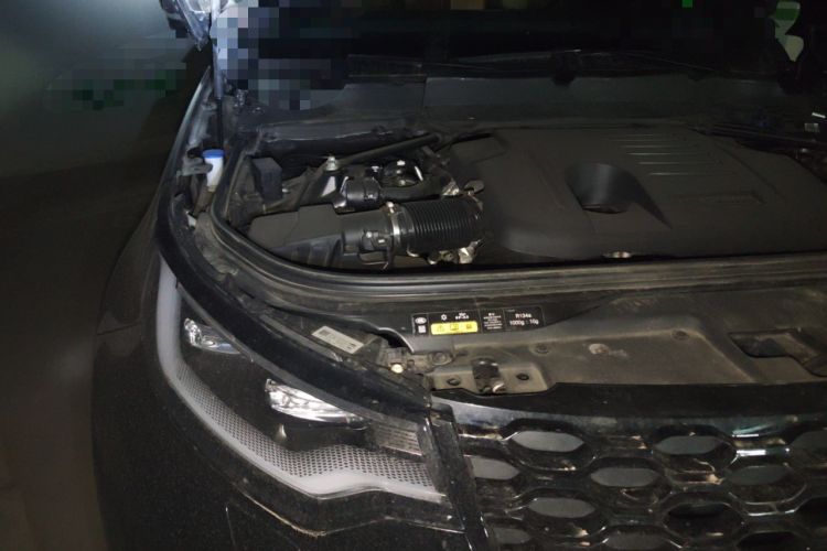 Used Land Rover Discovery 2025 360 PS Dynamic HSE Engine Bay Right