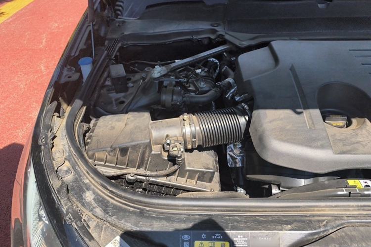 Used Land Rover Discovery 2025 360 PS Dynamic HSE Engine Bay Right