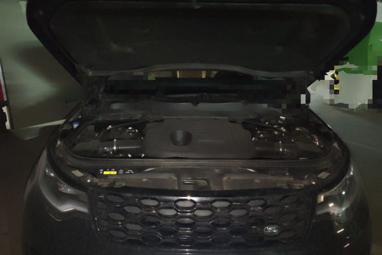 Used Land Rover Discovery 2025 360 PS Dynamic HSE Engine Bay